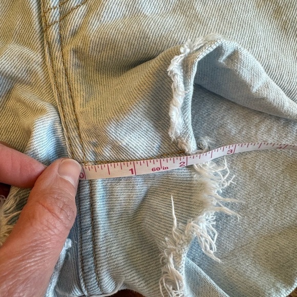 Levi’s Denim 501 Button Fly Washed Frayed Edge Five Pocket / W28 - Picture 5 of 13